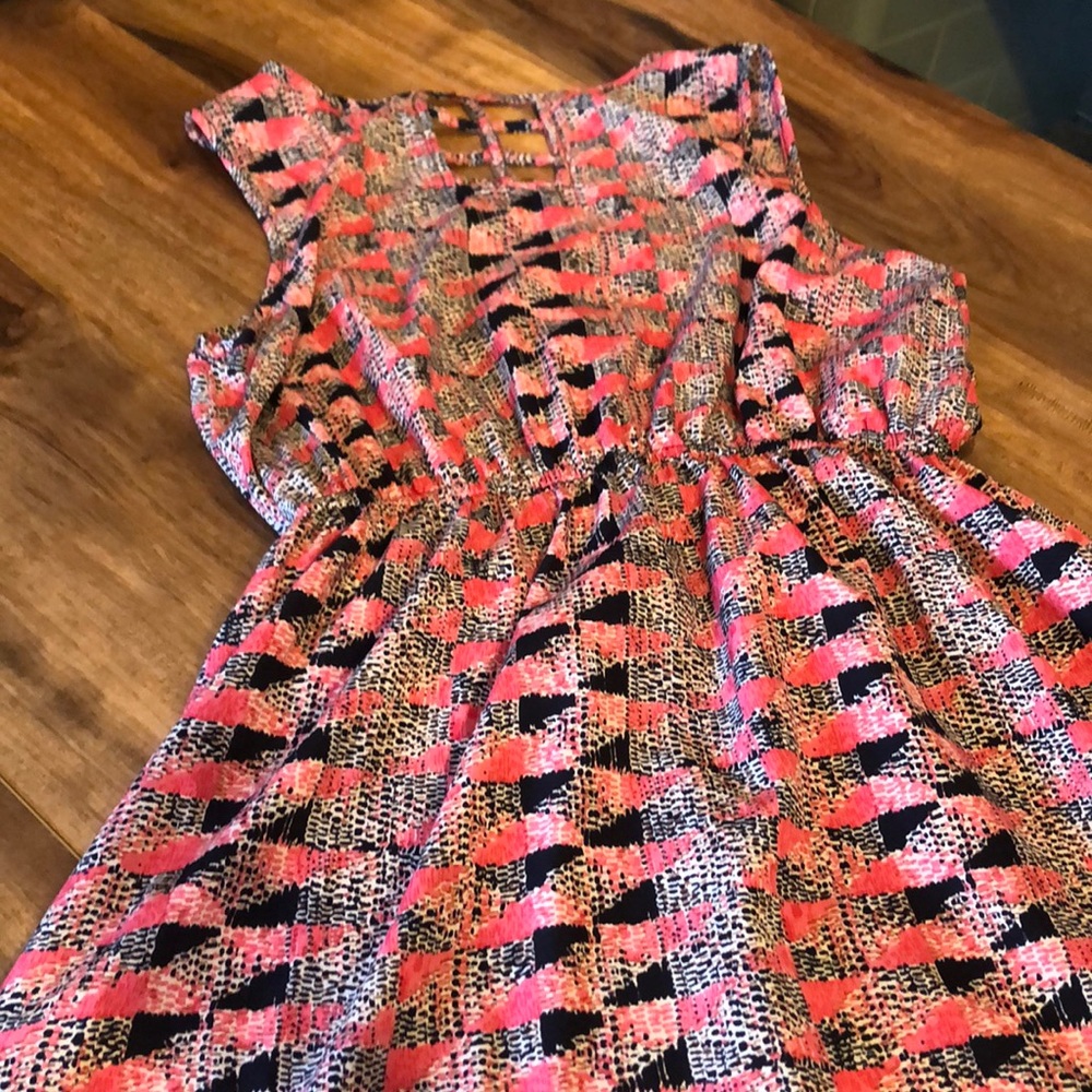 Bloom pink and black cut out & cinched dress Med - Picture 8 of 8